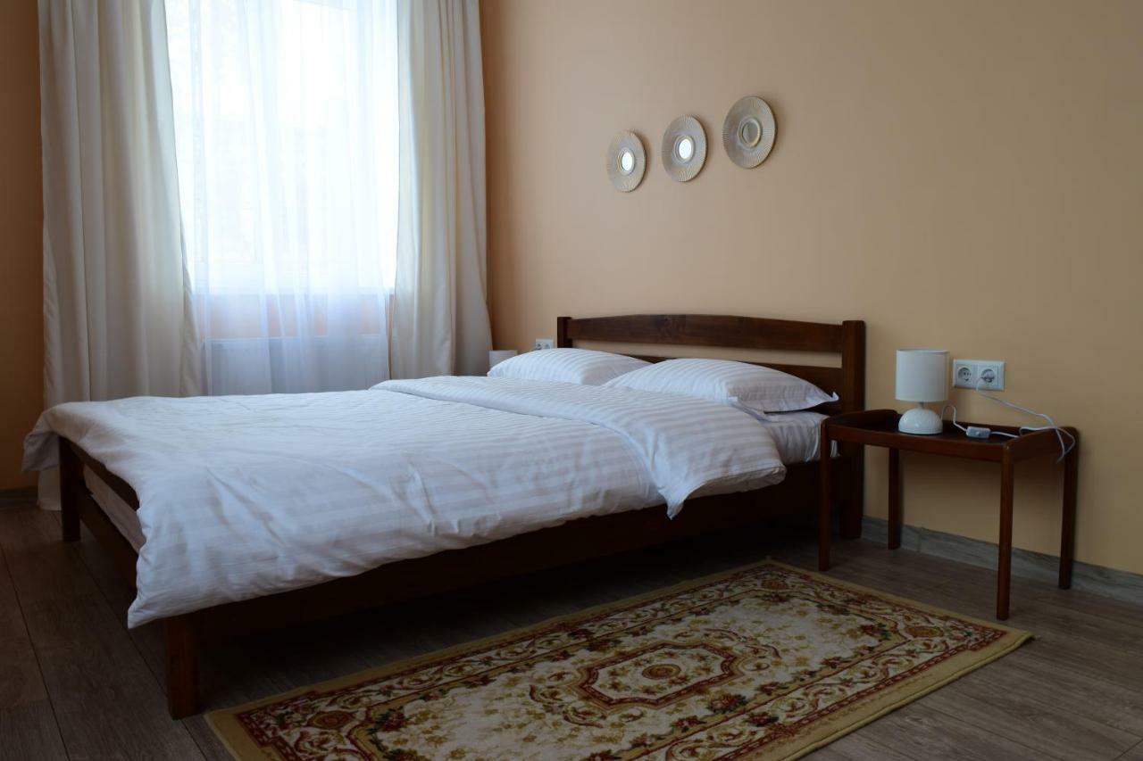 Central Comfortable One-Bedroom Apartment Kişinev Dış mekan fotoğraf